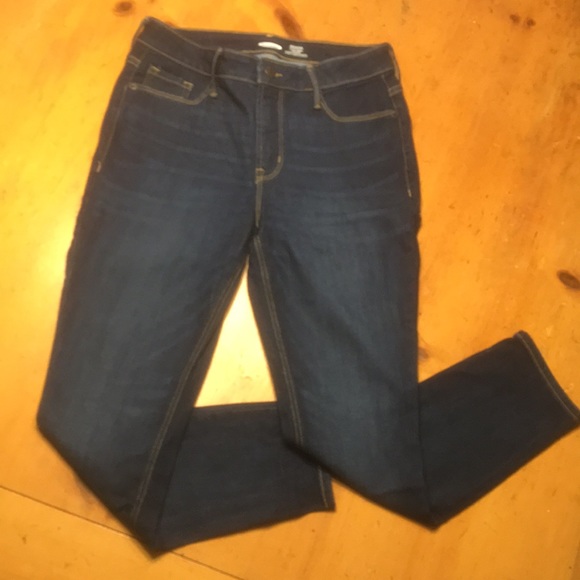 Old Navy Rockstar Super Skinny High Rise Jeans - Picture 2 of 13